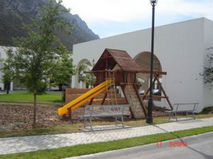 CASA EN VENTA EN CARRETERA NACIONAL, VALLE DEL CRISTAL