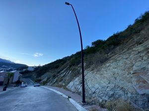 Terreno ascendente en venta, Zona San Agustín vistas a la montaña.