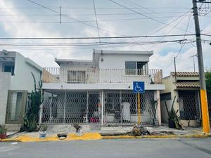 Casa en  Venta Mitras Centro