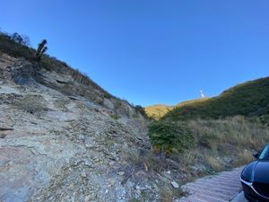 Terreno ascendente en venta, Zona San Agustín vistas a la montaña.