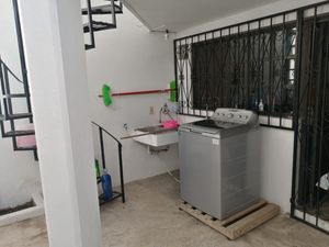 PACHUCA VENDE AMPLIA, HERMOSA Y LUJOSA CASA EN FRACCIONAMIENTO PROGRESO