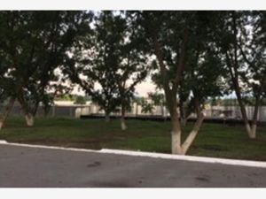 Terreno en Venta en Jardines de Versalles Saltillo