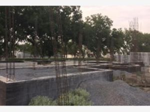 Terreno en Venta en Jardines de Versalles Saltillo