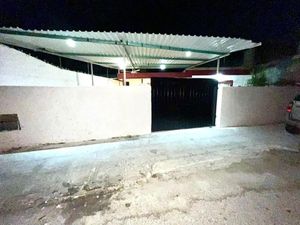 CASA DE UNA PLANTA EN VENTA EN EL CENTRO, MÉRIDA, CERCA DEL PARQUE DE LA ERMITA