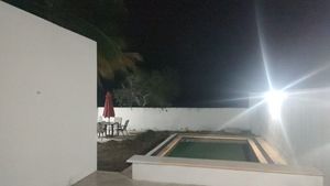 CASA EN VENTA A 130 METROS DEL MAR, CHICXULUB PUERTO, MÉRIDA