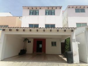 Casa en Venta en Urbano Bonanza Metepec