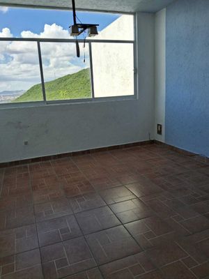 ¡¡CASA  EN RENTA EN FRACCIONAMIENTO EXCLUSIVO CON RECAMARA EN PLANTA BAJA!!!