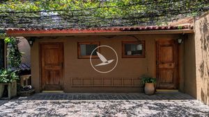 Oportunidad de inversión en Tlaltenango: Casa con 2 departamentos