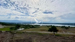 Terrenos residenciales con vista al lago de Teques
