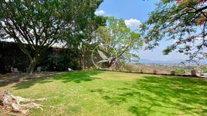 Casa con Impresionante Vista Panorámica en Limoneros