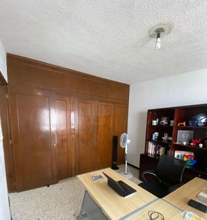 CASA EN VENTA EN FRACCIONAMIENTO CONSTITUYENTES