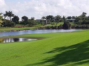 TERRENOS EN PRIVADA TUMIN CON FINANCIAMIENTO EN YUCATAN COUNTRY CLUB, MERIDA