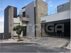 Casa en venta en Privada San Pedro 5634, Privada Fundadores, Monterrey,  Nuevo León.