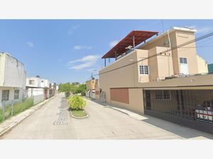 Casa en Venta en Villas de San Clemente Álamo Temapache