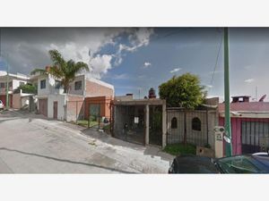 Casa en venta en PASEO DEL ARADO 00, Paseos del Country, León, Guanajuato.  Escuela Primaria Raymundo Herrera Padilla, Iglesia Árbol de Vida, La Ermita