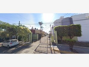 Casa en Venta en Misión Del Bosque Zapopan