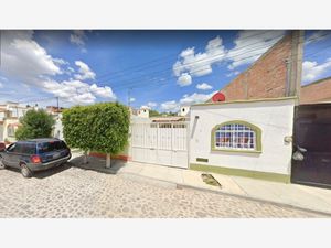 Casa en Venta en Granjas Banthi San Juan del Río