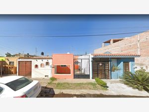 Casa en Venta en Hacienda Santa Fe Tlajomulco de Zúñiga