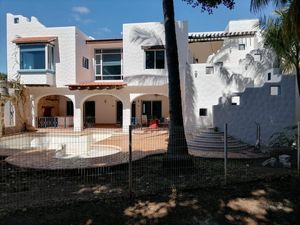 Hermosa casa en renta para oficina o casa habitación