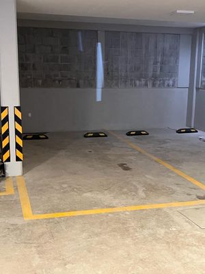 ESTACIONAMIENTOS INDEPENDIENTES