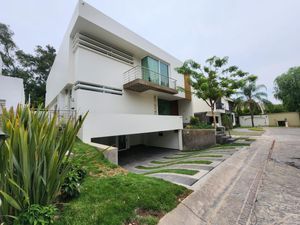 Casa en Venta en Valle Real Zapopan