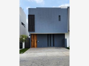 Casa en Venta en Solares Zapopan