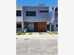 Casa en Venta en Solares Zapopan