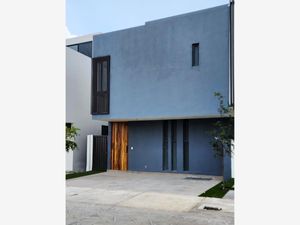 Casa en Venta en Solares Zapopan