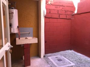 Casa tipo Duplex en Venta en el conjunto "Real de Santa Clara" Lerma, Edo. Méxic