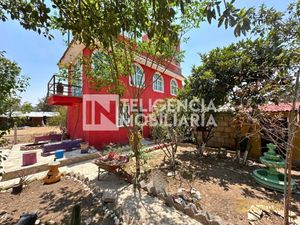 CASA EN VENTA CON INCREIBLE TERRENO UBICADO EN SAN MIGUEL TLAIXPAN