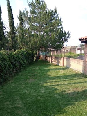 CASA CON JARDÍN -ZINACANTEPEC ESTILO COLONIAL