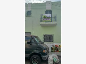 Casa en Renta en La Perla Guadalajara