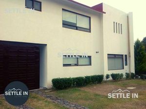 A01  CASA EN RENTA/VENTA CON VISTA AL  BOSQUE FRACC.HARÁS EN PUEBLA