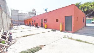 Casa en venta en Chimalhuacan, Avenida Miguel Hidalgo Barrio Canasteros.