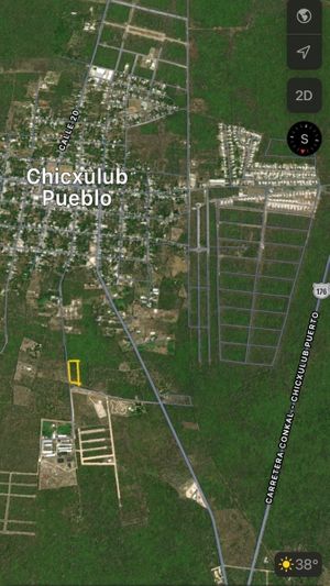 Terreno en esquina en venta al norte zona de  Chicxulub Pueblo.