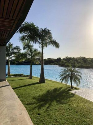 Casa con vista al lago de Kanha, Yucatán Country Club.