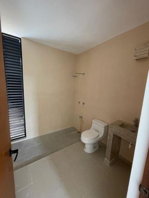 Casa en venta de 3 recámaras en privada residencial en la zona de Chicxulub