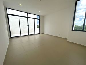 Casa en venta en privada Nadira zona de Conkal