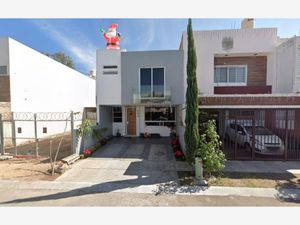 Casa en Venta en Lomas del Centinela Zapopan