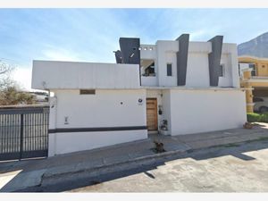 Casa en Venta en Cerradas de Cumbres Monterrey