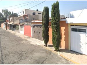 Casa en Venta en Villa de las Flores 1a Sección (Unidad Coacalco) Coacalco de Berriozábal