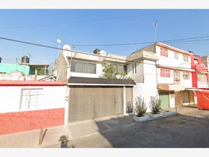 Casa en Venta en La Perla Nezahualcóyotl