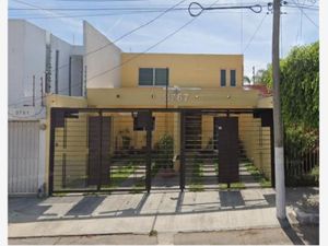 Casa en venta en Andrómeda 3767, La Calma, Zapopan, Jalisco, 45070.