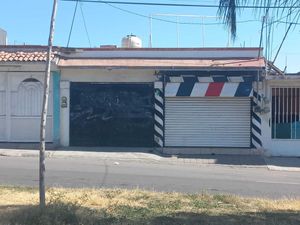 Local en renta en Ampl Satelite, Querétaro, Querétaro, 76110. Conalep  Querétaro Plantel 