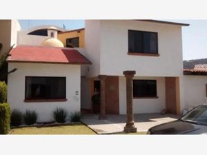 Casa en Venta en Claustros del Sur Querétaro