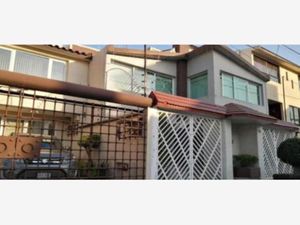 Casa en Venta en Jardines Bellavista Tlalnepantla de Baz