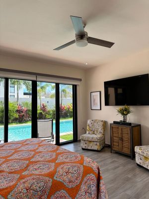 "¡Exclusiva residencia en privada con piscina en Tixcuytun, Mérida, Yucatán!