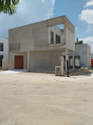 Casa en zona Diamante de Mérida ZENTURA