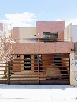 Casa en venta en Cerradas de Bugambilias, Guadalupe, Nuevo León, 67190.