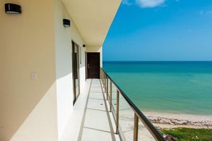 EN VENTA PENTHOUSE EN SAN BENITO DE 3 RECAMARAS, FRENTE A LA PLAYA